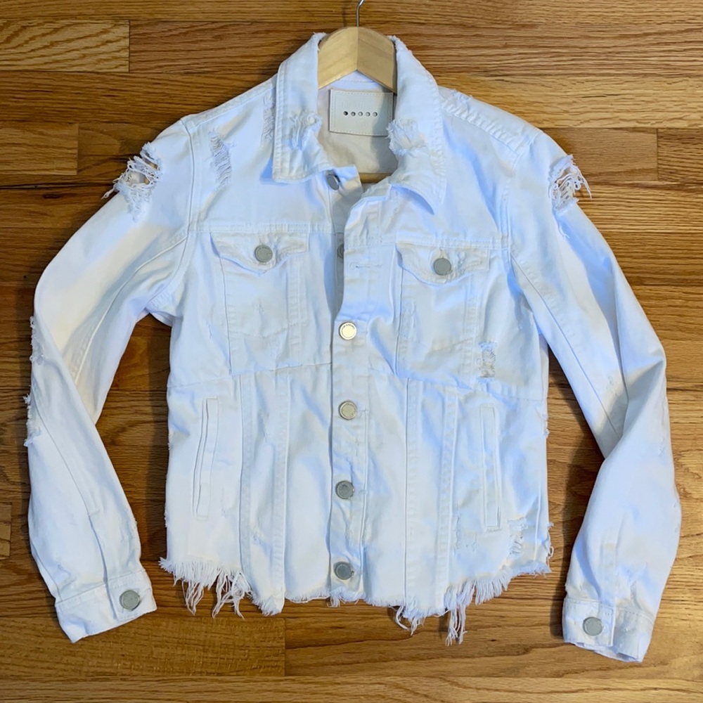 BLANKNYC white distressed jean jacket size xs
